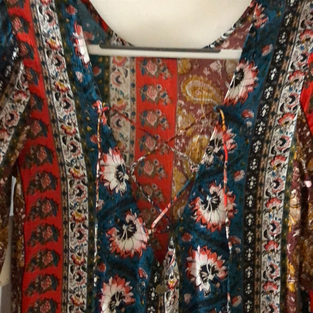 Dress - Picture 3 of 3